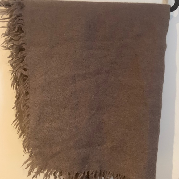 Rick Owens Wool Wrap/Scarf in Dust Color - Picture 3 of 3
